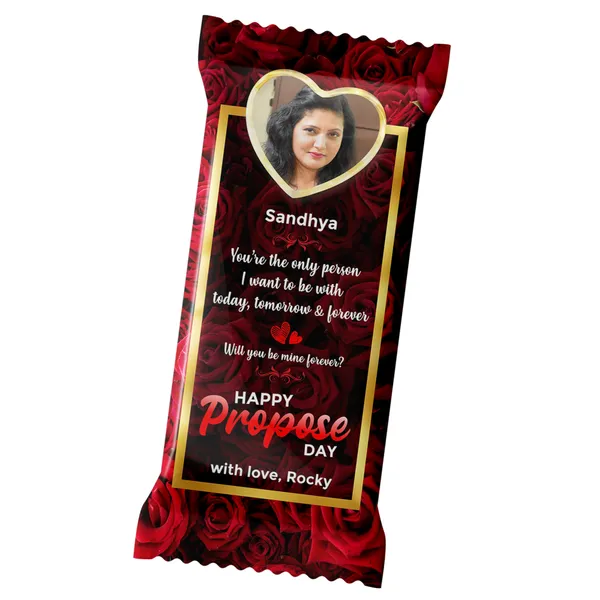 Propose_Day_Gift,_Personalised_Chocolate_Large_Bars_(100G)Wrapped_With_Beautiful_Roses