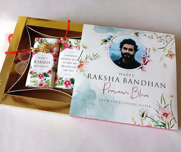 Raksha_Bandhan_Gift_Box_With_Lovely_Message_On_6_Bars_(6_Chocolate_Bars)