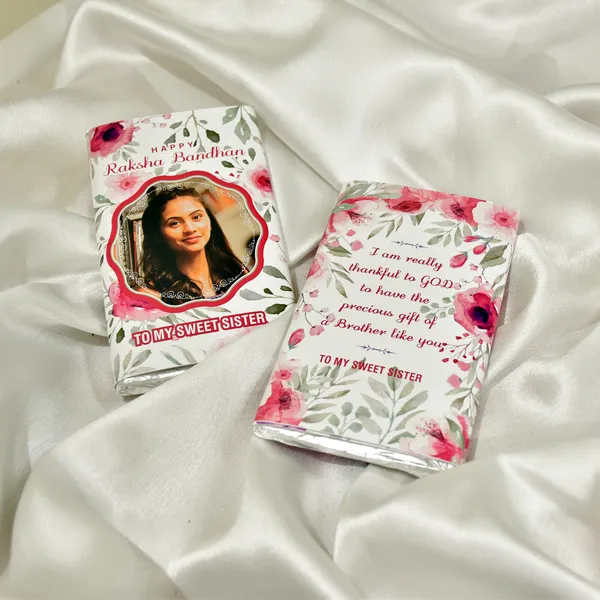 Raksha_Bandhan_Gift_Box_for_Sister,_Personalised_Assorted_Chocolate_Box_(2_Bars_+_9_Cubes)