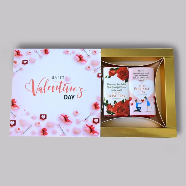 Valentine'S_Day_Gift_Box_With_All_Days_Message_On_Bar_(8_Chocolate_Bars)