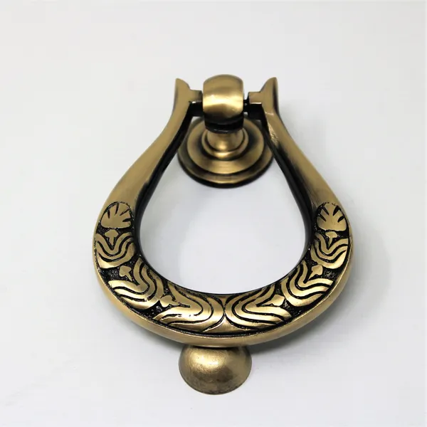 Golden_Queen_Decorative_Golden_Brass_Door_Knocker_Victorian_Style_Brass_Door_Knocker_Door_Decor