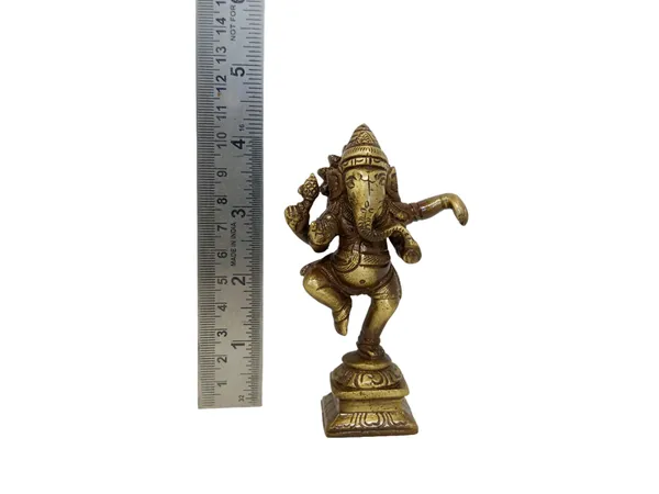 Golden_Dancing_Ganesha_Brass_Statue/Murti_For_Home_Decor,_Office,_Car_Dashboard,_Table_Decor,_Gifting_&_Puja_Idol_Murti_Sculpture