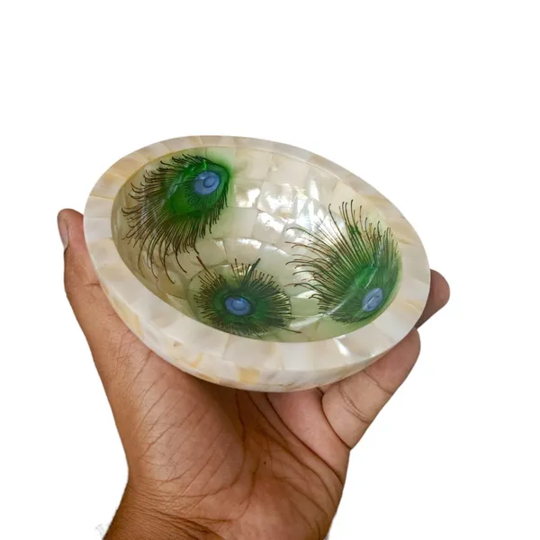 Pearl_Peacock_Print_Mother_Of_Pearl_Bowl_-_Multipurpose_Home_Decor,_Snacks_&_Fruit_Bowl,_Office_&_Home_Decorative_Centerpiece_5_Inch