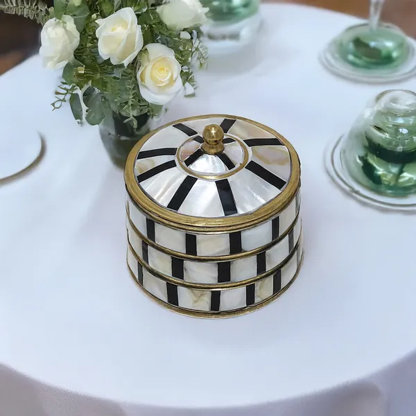 Golden_&_Pearl_Decorative_Jewelry_Trinket_Box_Unique_Gift_For_Home_Decor_Antique_Metal_Case_With_Mother_Of_Pearl_Sindoor_Box/Coin_Box_Set
