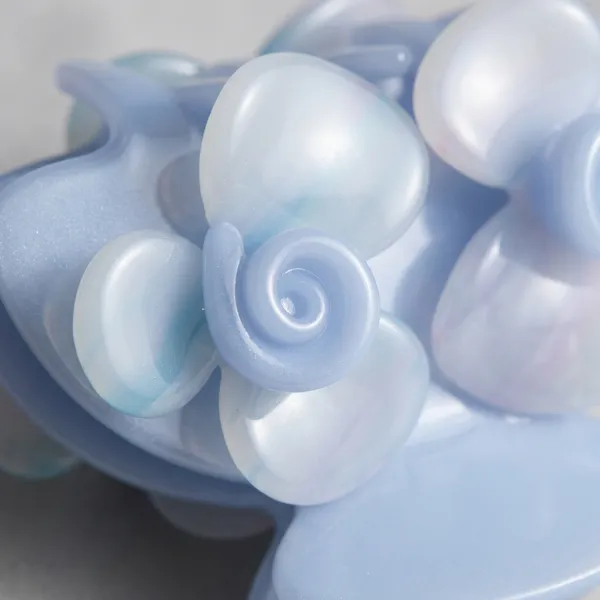 Sky_Blue__Hair_Claw_Medium_For_Girls