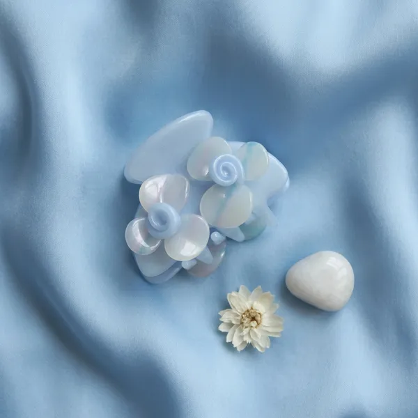 Sky_Blue__Hair_Claw_Medium_For_Girls