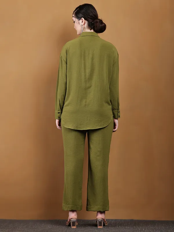 Olive_Green_Hand-Embroidered_Cotton_Co-Ord_Set_For_Women