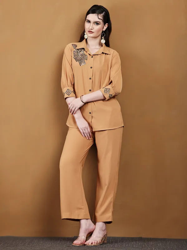 Brown_Hand-Embroidered_Cotton_Co-Ord_Set_For_Women