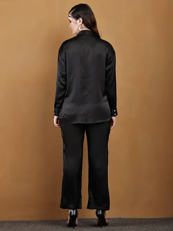 Black_Hand-Embroidered_Cotton_Co-Ord_Set_For_Women