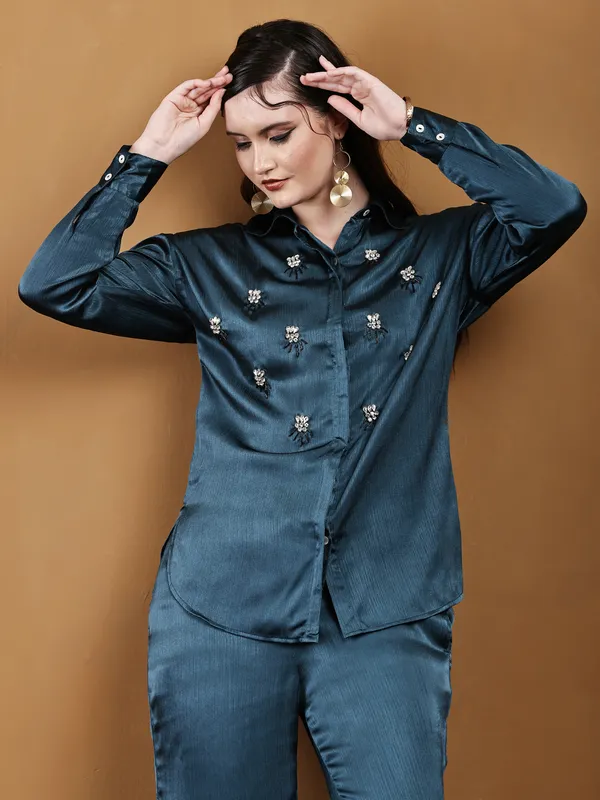 Teal_Green_Hand-Embroidered_Cotton_Co-Ord_Set_For_Women