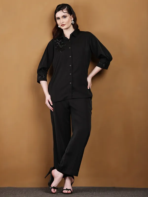 Black_Hand-Embroidered_Cotton_Co-Ord_Set_For_Women