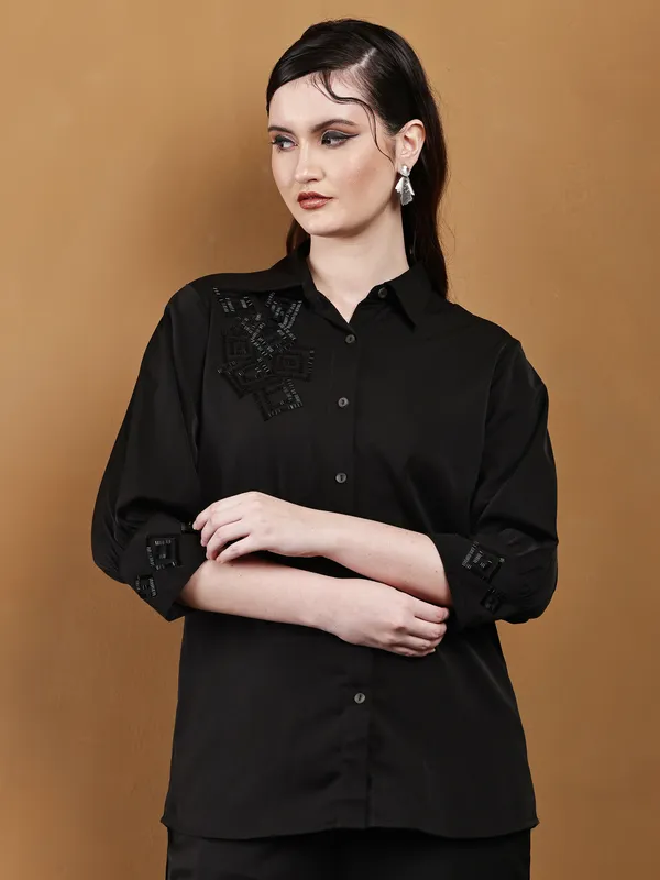 Black_Hand-Embroidered_Cotton_Co-Ord_Set_For_Women