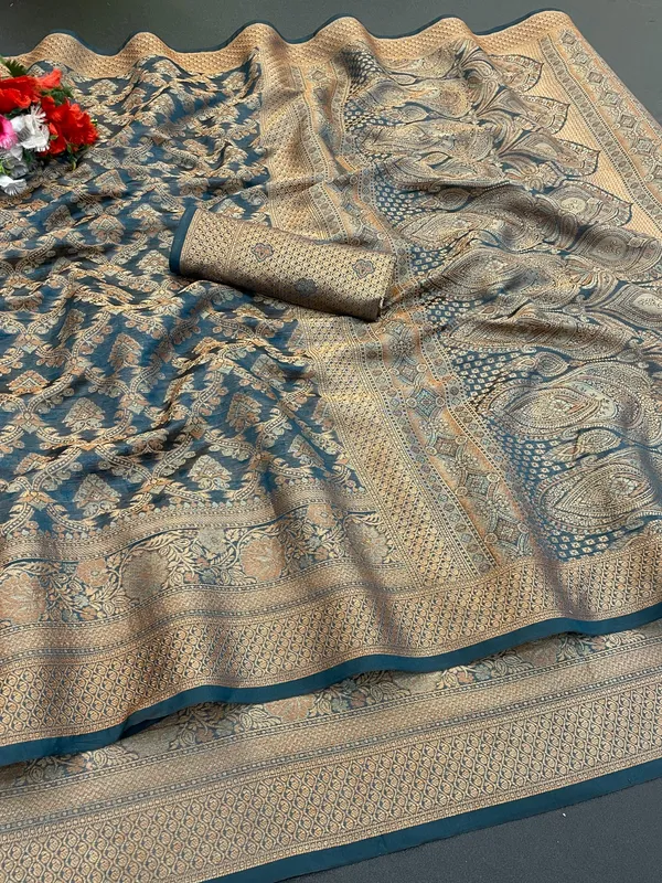 Luxurious_Organza_Saree_Collection_-_Woven_Border_and_Concept_Blouse_Piece