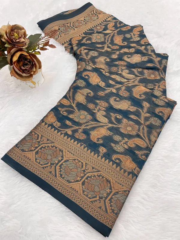 Exquisite_Organza_Traditional_Saree