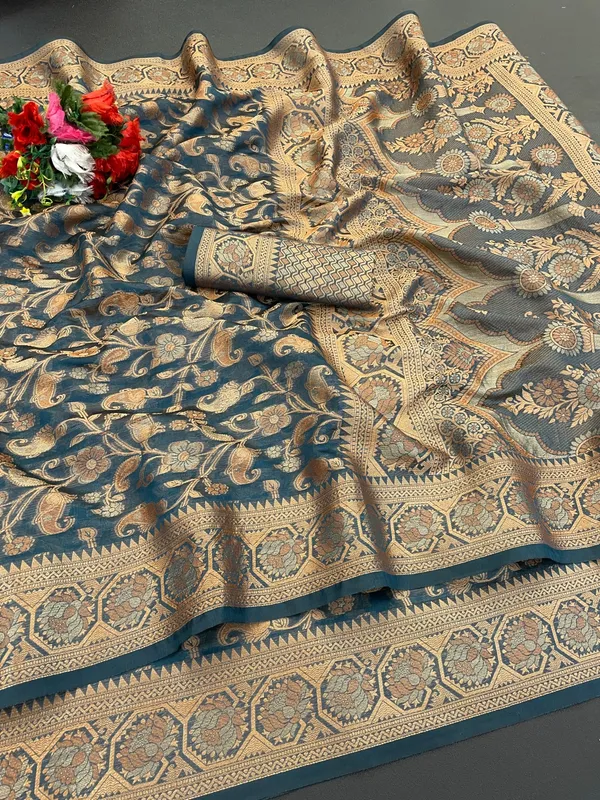 Exquisite_Organza_Traditional_Saree