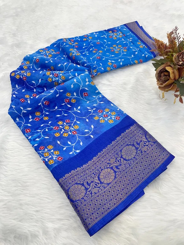 The_Dola_Silk_Jacquard_Saree_Ensemble