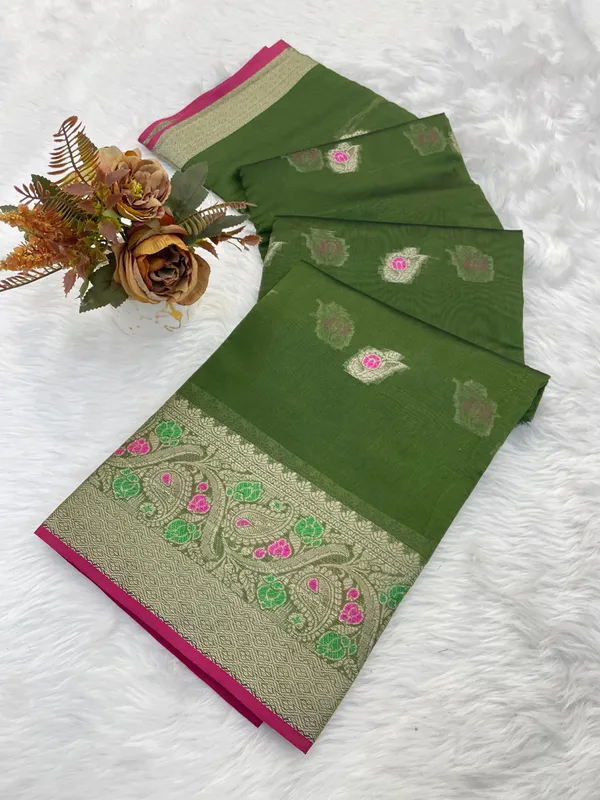 Exquisite_Organza_Saree:_Mina_Butti_&_Designer_Border