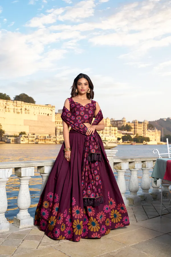 Exquisite_Floral_Fantasy:_Tusser_Silk_Lehenga_Choli_with_Intricate_Print_and_Dupatta_??