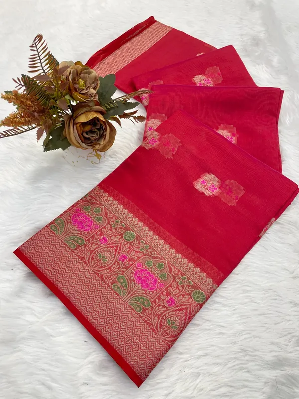 Elegance_in_Organza:_Mina_Butti_Saree