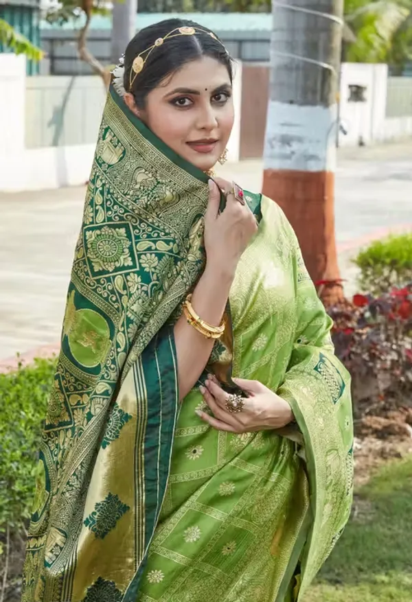 Cotton_Silk_Jacquard_Saree_With_Unstitched_Blouse