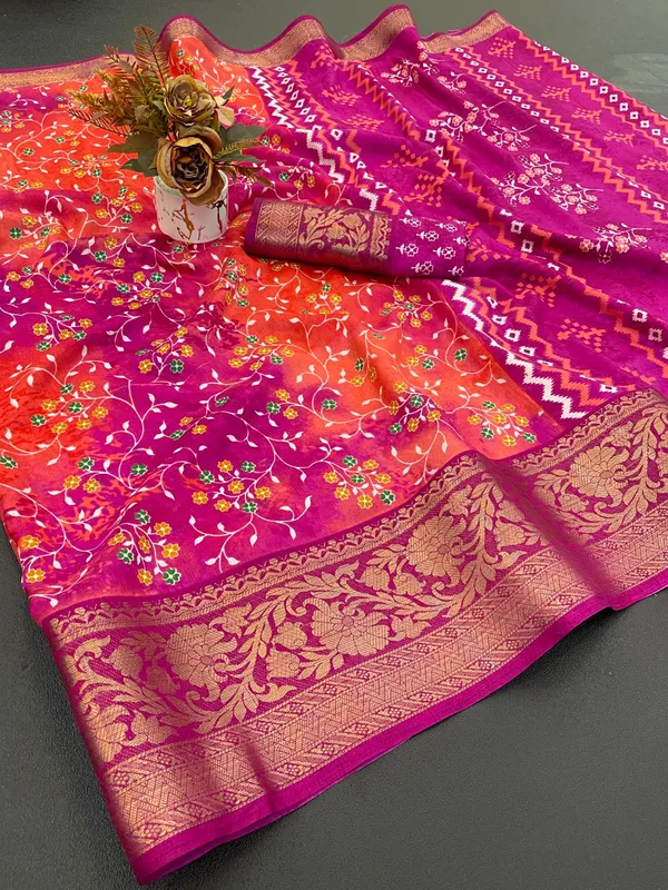 The_Dola_Silk_Jacquard_Saree_Ensemble