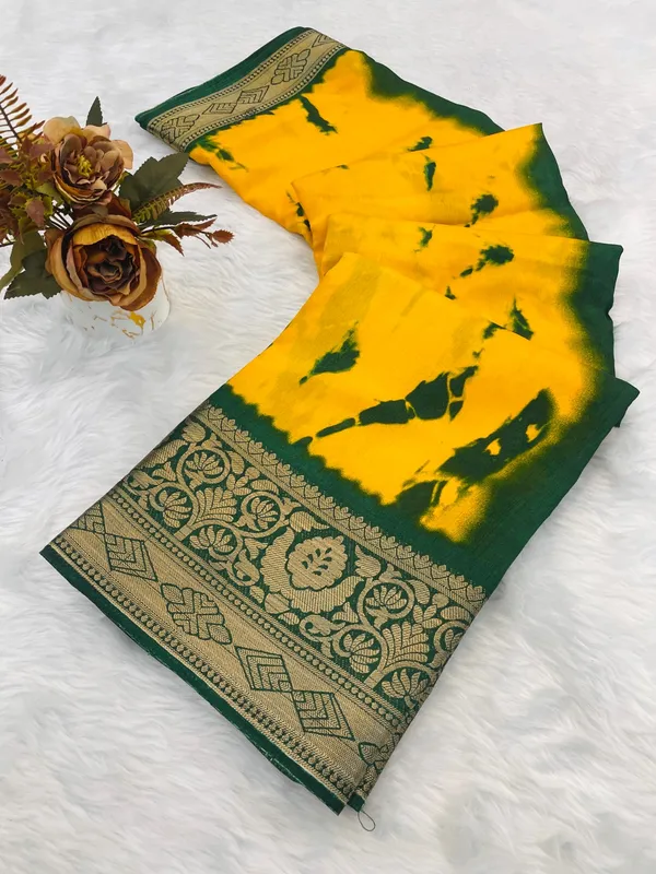 Exquisite_Dola_Silk_Saree_with_Jaquard_Elegance?