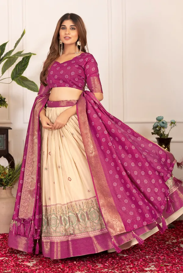 Presenting_a_perfectly_blended_Tussar_silk_lehenga_for_festive_season_to_charm_your_look!?