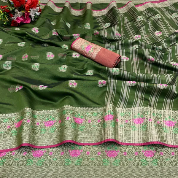 Elegance_in_Organza:_Mina_Butti_Saree