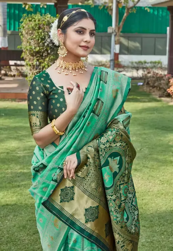 Cotton_Silk_Jacquard_Saree_With_Unstitched_Blouse