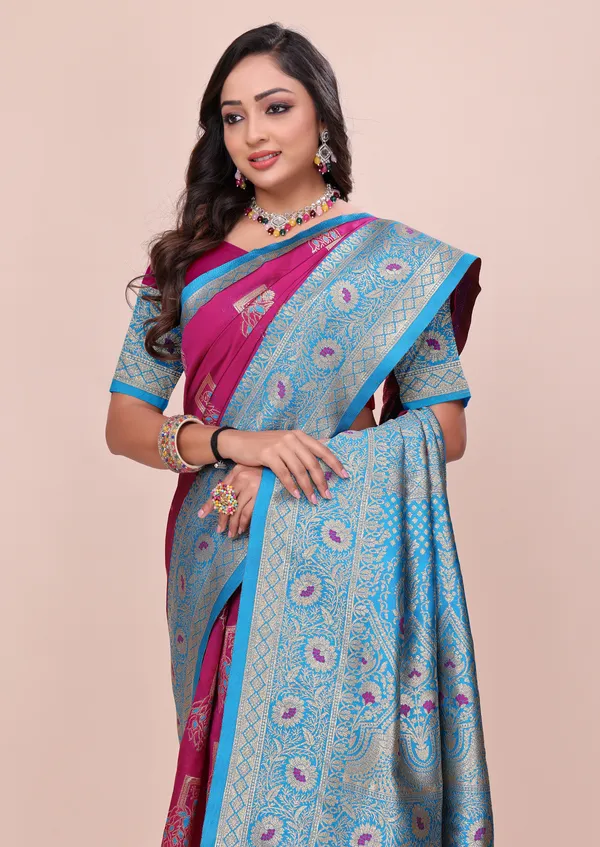 Exquisite_Pethani_Silk_Saree:_A_Weaving_Masterpiece