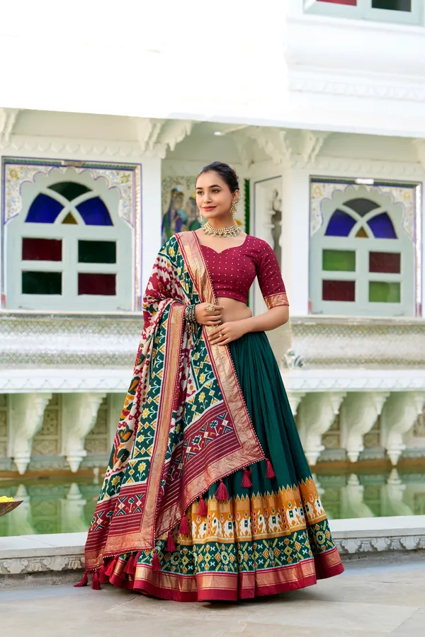 Presenting_a_perfectly_blended_Tussar_silk_lehenga_for_festive_season_to_charm_your_look!?