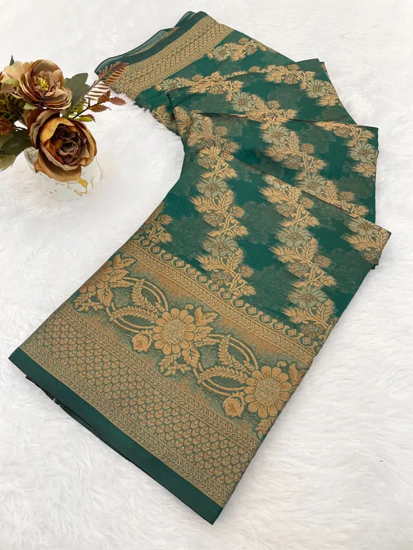 Designer_Organza_Saree_with_Rich_Pallu_and_Intricate_Border