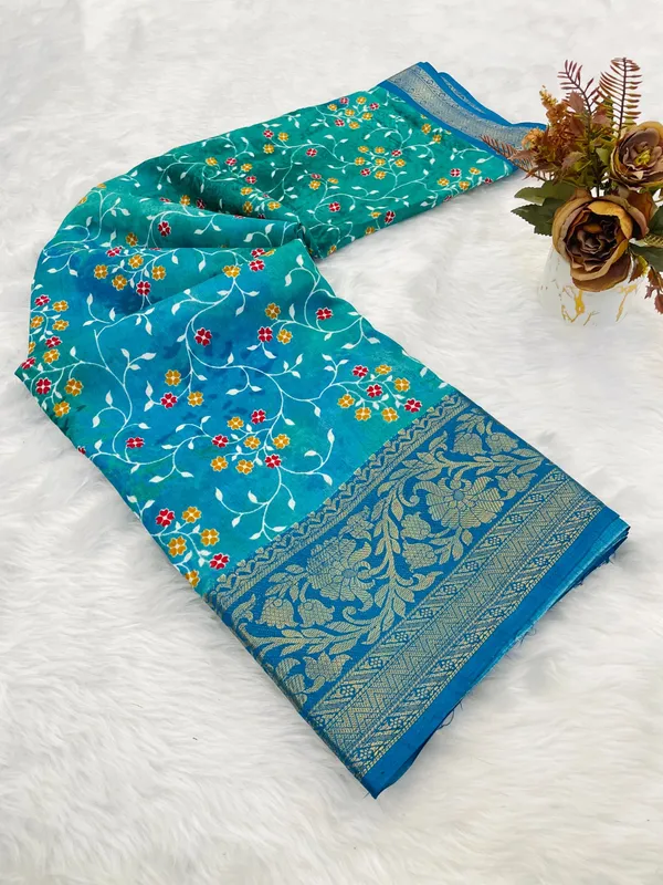 The_Dola_Silk_Jacquard_Saree_Ensemble