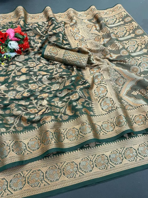 Exquisite_Organza_Traditional_Saree