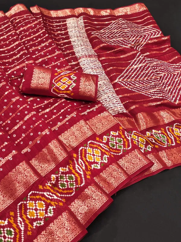 Traditional_Bandhani_Style_Dola_Silk_Saree_with_Rich_Jacquard_Border