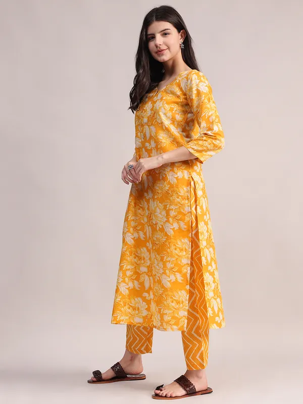 Mustard_Yellow_Floral_Printed_Kurta_With_Chevron_Printed_Pants_&_Dupatta_Set_For_Women__|_Premium_Kurta_Set_For_Daily_Wear