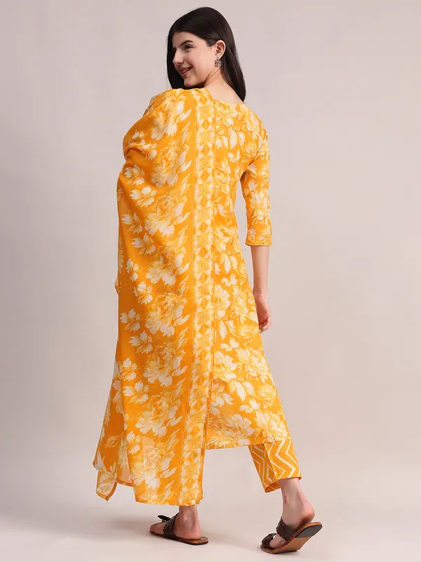 Mustard_Yellow_Floral_Printed_Kurta_With_Chevron_Printed_Pants_&_Dupatta_Set_For_Women__|_Premium_Kurta_Set_For_Daily_Wear