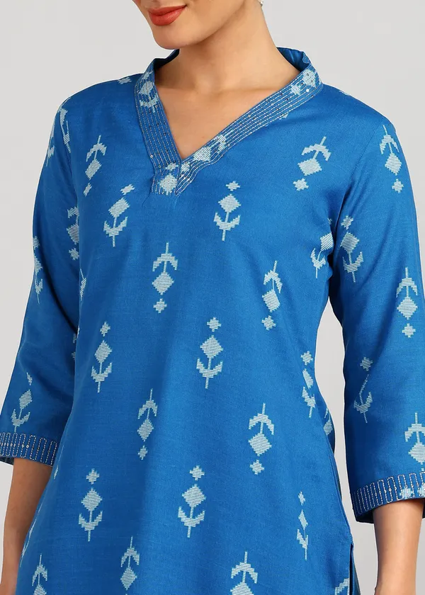 Pack_of_2_Off-White_&_Blue_Embroidered_Cotton_Flex_Co-Ord_Set_For_Women