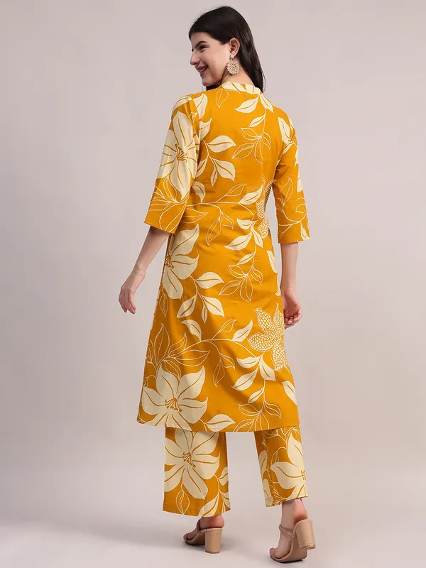 Mustard_Yellow_&_White_Floral_Printed_Cotton_Co-Ord_Set_For_Women