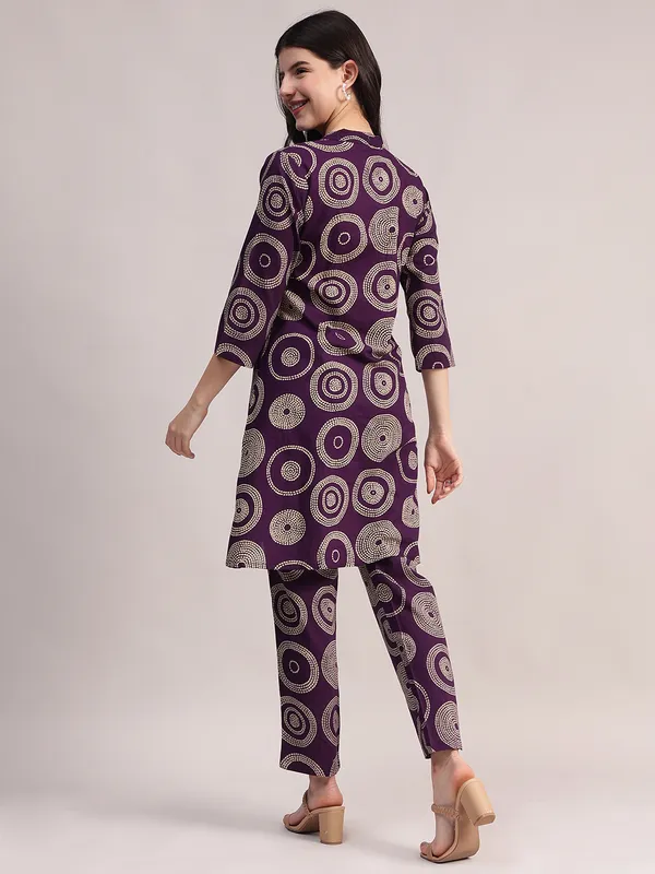 Purple_Abstract_Printed_Pure_Cotton_Co-Ord_Set_For_Women