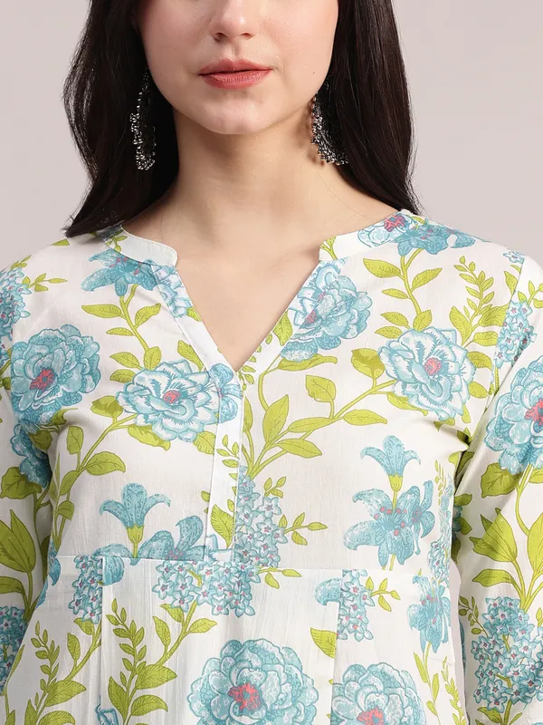 Off-White_And_Blue_Cotton_A-Line_Tunic_With_Blue_And_Green_Floral_Print._For_Women