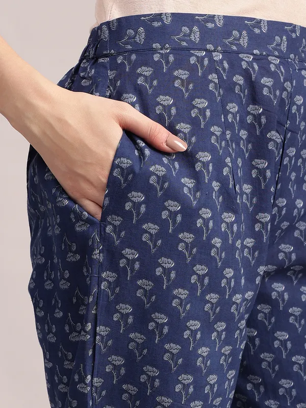 Blue_Floral_Printed_Cotton_Straight_Kurta_With_Trouser_&_Dupatta_For_Women__|_Premium_Kurta_Set_For_Daily_Wear