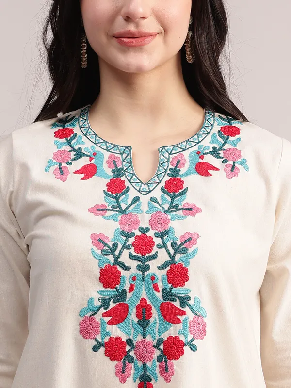 Off-White_Embroidered_Cotton_Flex_Co-Ord_Set_For_Women