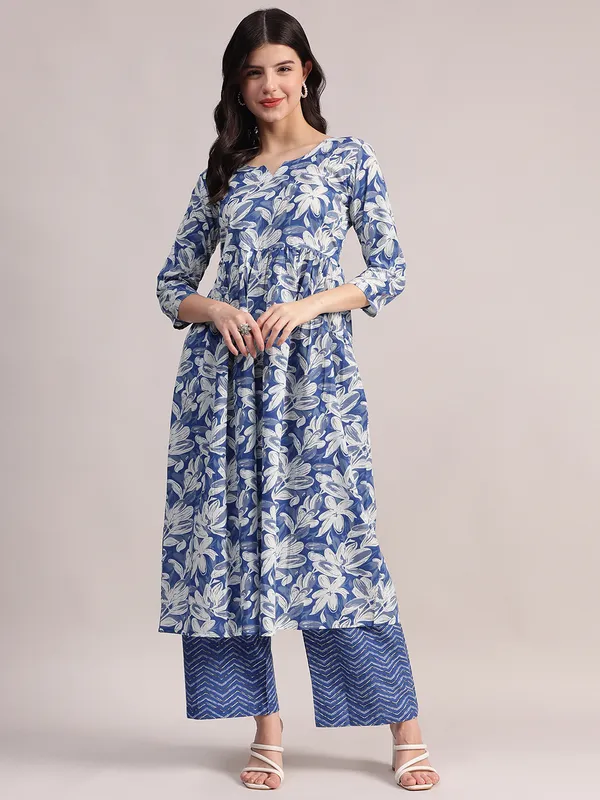 Blue_Floral_Printed_Cotton_Kurta_With_Chevron_Pattern_Palazzo_Set_For_Women