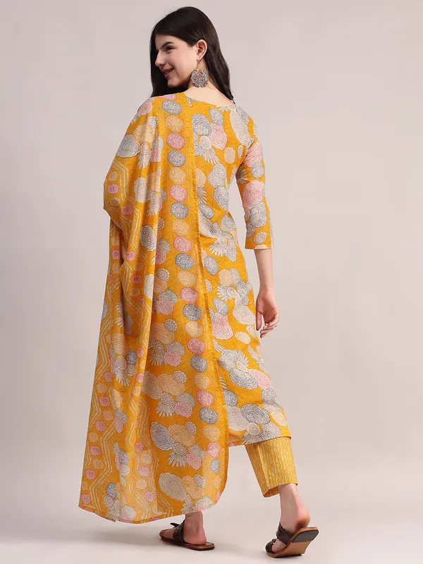 Yellow_Floral_Printed_Kurta_With_Striped_Pants_&_Dupatta_Set_For_Women__|_Premium_Kurta_Set_For_Daily_Wear