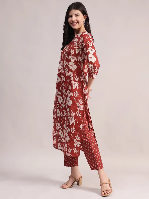 Maroon_Floral_Printed_Kurta_With_Printed_Pants_&_Dupatta_Set_For_Women