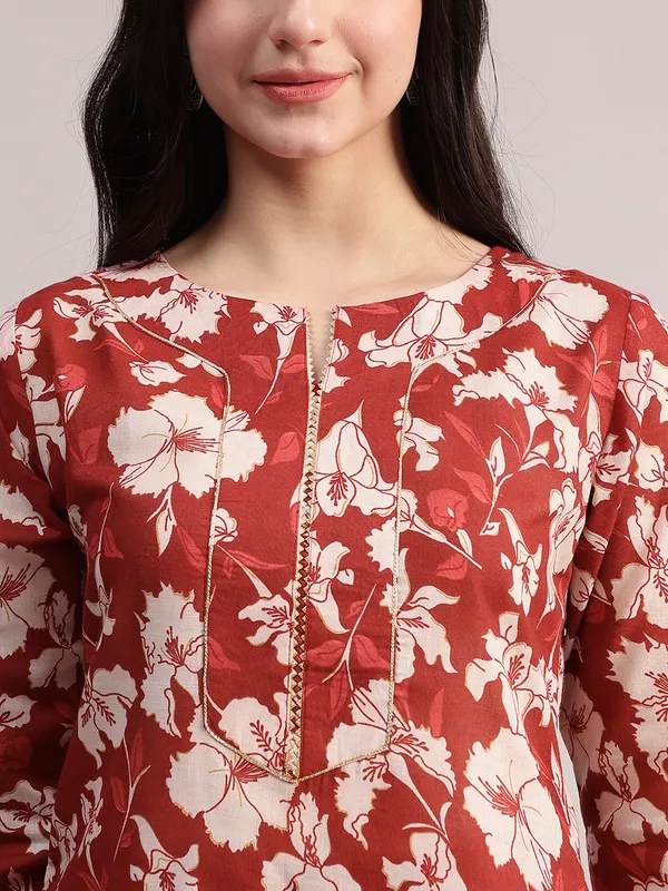 Maroon_Floral_Printed_Kurta_With_Printed_Pants_&_Dupatta_Set_For_Women