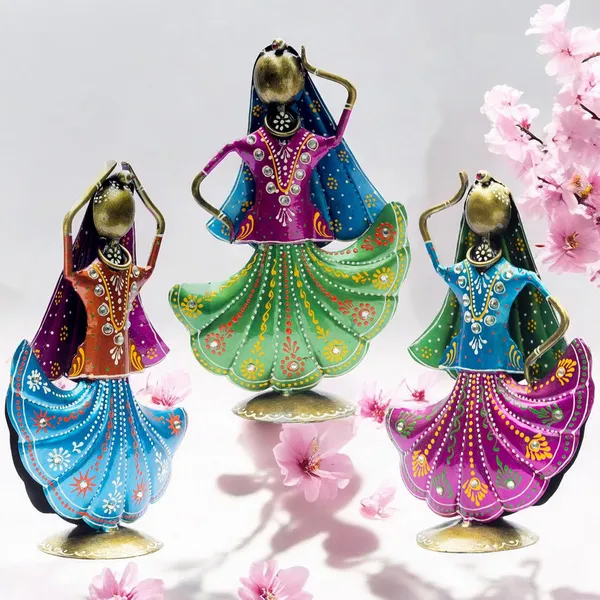 Metal_Figurine_Dancers_Home_Decor_Item_for_Living_Room,_Bedroom,_Wedding_Festive_Housewarming_Gift_Showpiece_Rajasthani_Dancing_Dolls-Set_of_3