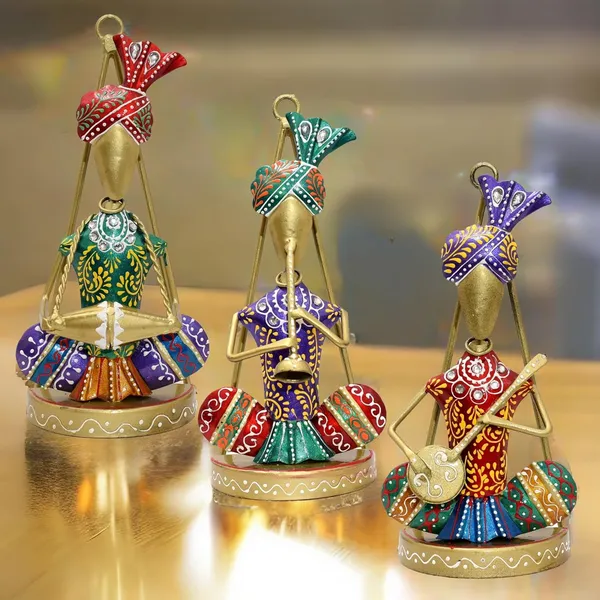 Traditional_Musicians_(Set_of_3)_Tabletop/Wall_Hanging_Metal_Wall_Decor_Statues_for_Living_Room,_Decorative_Showpiece_Items_for_Home,_Festive_Gifting,_Housewarming_Present