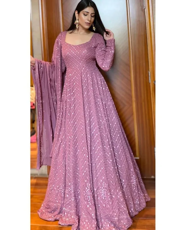 Light_Purple_Georgette_Designer_Anarkali_Gown_With_Dupatta_Set_For_Women